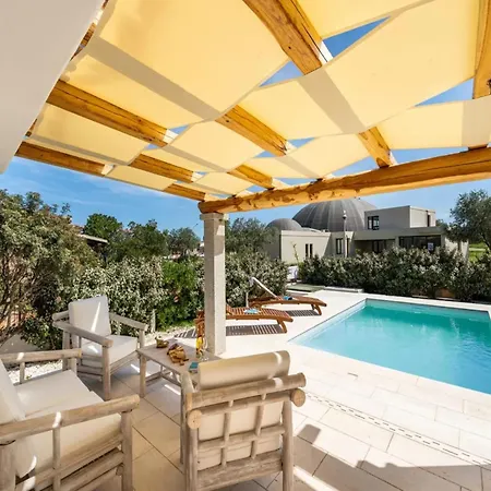 Elegant With Private Pool In * San Teodoro (Sardinia)