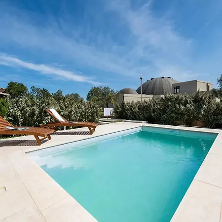 Elegant With Private Pool In Villa San Teodoro (Sardinia)