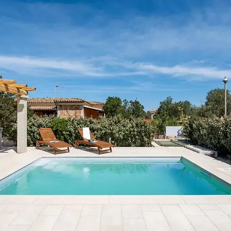 Elegant With Private Pool In Villa *
