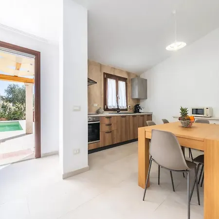 Elegant With Private Pool In Villa